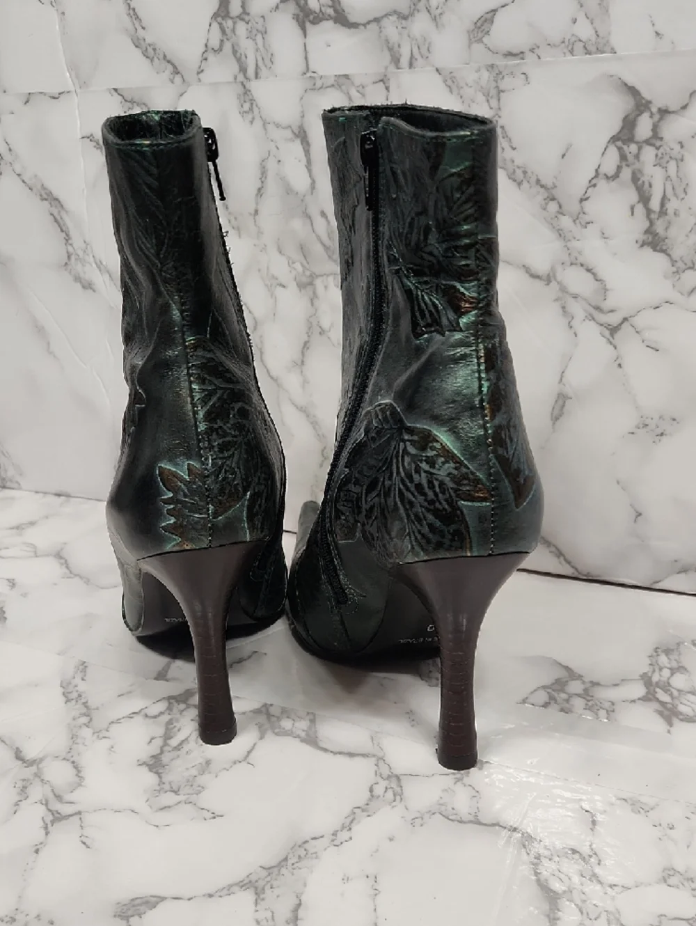 Leaf-Embossed Pointed-Toe Ankle Boots in Teal Green - Picture 7 of 7